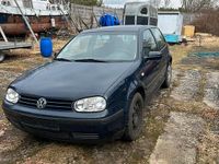 Gebraucht VW Golf IV 75 PS (55 kW) 2002 Blau Kleinwagen