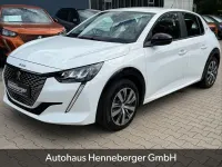 Occasion Peugeot e-208 Active 100 kW (136 ch) 2023 Blanc Citadine