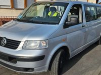 Gebraucht VW Shuttle 131 PS (96 kW) 2025 Silber Van / Kleinbus