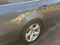 Gebraucht BMW 525 197 PS (144 kW) 2009 Grau Kombi