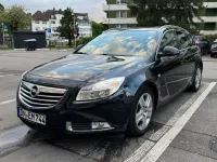 Gebraucht Opel Insignia 131 PS (96 kW) 2011 Schwarz Kombi