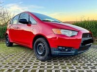 Gebraucht Mitsubishi Colt 95 PS (69 kW) 2009 Rot Kleinwagen