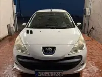 Gebraucht Peugeot 206+ 60 PS (44 kW) 2011 Weiß Kleinwagen