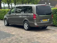Gebraucht Mercedes V250 Avantgarde Edition 190 PS (139 kW) 2014 Braun Van / Kleinbus