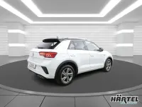 Gebraucht VW T-Roc R-line 150 PS (110 kW) 2025 Pure white, solid SUV