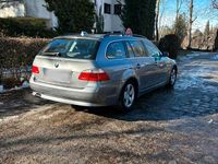 Gebraucht BMW 525 217 PS (159 kW) 2008 Grau Kombi
