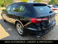 Gebraucht Audi A4 Ambiente 163 PS (119 kW) 2023 Schwarz Kombi
