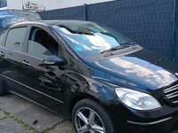 Gebraucht Mercedes B180 109 PS (80 kW) 2008 Schwarz Van / Kleinbus