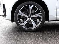 Gebraucht Volvo XC60 Ultimate 250 PS (183 kW) 2023 Crystal white (metallic) SUV