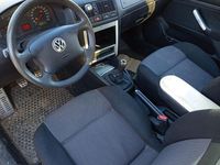 Second-hand VW Golf IV Basis 75 CP (55 kW) 2001 Negru Berlinǎ