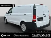 Gebraucht Mercedes Vito 163 PS (119 kW) 2024 Arktikweiß Van
