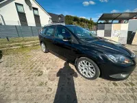 Usata Ford Focus 109 CV (80 kW) 2010 Nero Station wagon
