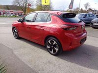 Gebraucht Opel Corsa-e Elegance 100 kW (136 PS) 2023 Kardio rot Kleinwagen