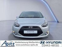 Gebraucht Hyundai ix20 125 PS (91 kW) 2017 Silber Kleinwagen