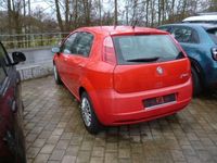 Gebraucht Fiat Grande Punto Dynamic 77 PS (56 kW) 2009 Rot exot./action Kleinwagen