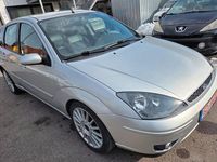 Gebraucht Ford Focus ST 173 PS (127 kW) 2003 Silber Limousine
