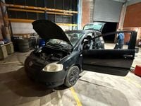 Gebraucht VW Fox 54 PS (39 kW) 2008 Schwarz Kleinwagen