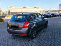 Gebraucht Kia Ceed 120 PS (88 kW) 2010 Grau Kleinwagen