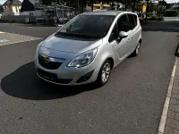 Gebraucht Opel Meriva 120 PS (88 kW) 2012 Silber Van / Kleinbus