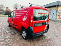 Gebraucht Fiat Doblò 90 PS (66 kW) 2010 Rot Van / Kleinbus