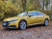 Gebraucht VW Arteon Elegance 150 PS (110 kW) 2017 Gelb Kleinwagen