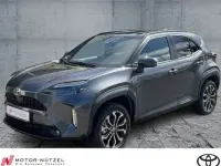 Neu Toyota Yaris Cross 131 PS (96 kW) 2025 Schwarz SUV