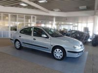 Gebraucht Renault Mégane Dynamique 107 PS (78 kW) 2001 Unbekannt (metallic) Limousine