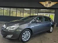 Gebraucht Opel Astra 147 PS (108 kW) 2012 Andere Kombi