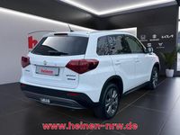 Gebraucht Suzuki Vitara Comfort 129 PS (94 kW) 2021 Superior white SUV