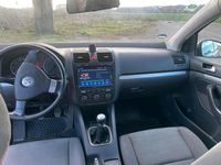 Gebraucht VW Golf V 105 PS (77 kW) 2006 Blau Kleinwagen