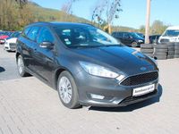 Gebraucht Ford Focus Trend 125 PS (91 kW) 2016 Grau Limousine