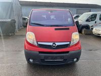 Second-hand Opel Vivaro 114 CP (83 kW) 2014 Roșu Monovolum