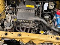 Gebraucht Toyota Yaris 2000 Gold Kleinwagen