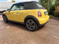 Gebraucht Mini Cooper Cabriolet 122 PS (89 kW) 2010 Gelb Cabrio