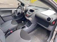 Gebraucht Toyota Aygo Cool 68 PS (50 kW) 2006 Silber Kleinwagen