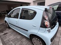 Gebraucht Citroën C1 SELECTION 68 PS (50 kW) 2012 Blau Kleinwagen