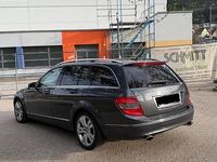 Gebraucht Mercedes 320 224 PS (164 kW) 2009 Grau Kombi