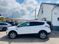 Gebraucht Ford Kuga 120 PS (88 kW) 2019 Weiß SUV