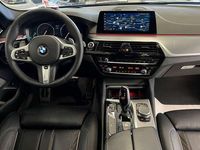 gebraucht BMW 530 d/Aut/NaviPro/HUD/Panor/ParkDrivAs+/M-Sport