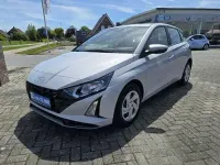 Neu Hyundai i20 Comfort 90 PS (66 kW) 2026 Grau Kleinwagen