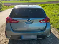 Gebraucht Toyota Auris Hybrid 98 PS (72 kW) 2015 Grau Kleinwagen