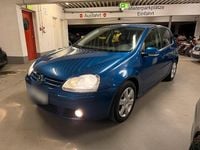 Gebraucht VW Golf V 89 PS (65 kW) 2006 Blau Kleinwagen