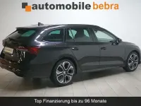 Używany Skoda Octavia RS 200 KM (147 kW) 2022 Czarny Kombi