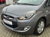 Gebraucht Hyundai ix20 125 PS (91 kW) 2014 Grau Kleinwagen