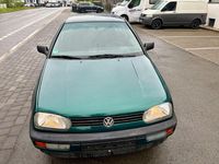Second-hand VW Golf 75 CP (55 kW) 1996 Verde Coupe