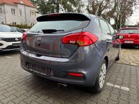 Gebraucht Kia Ceed Vision 135 PS (99 kW) 2012 Blau Kleinwagen