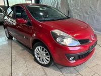 Gebraucht Renault Clio III Exception 101 PS (74 kW) 2009 Rot Limousine