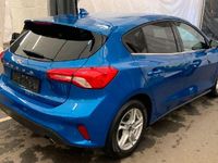 Gebraucht Ford Focus Cool & Connect 120 PS (88 kW) 2021 Blau Limousine