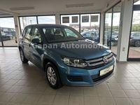 Gebraucht VW Tiguan Trendline 122 PS (89 kW) 2015 Blau SUV