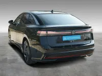 Gebraucht VW ID.7 Pro 210 kW (286 PS) 2023 Grenadillschwarz metallic Kleinwagen
